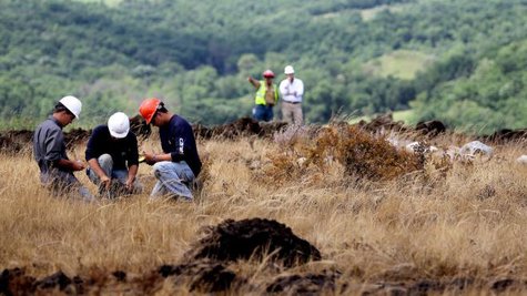 A saltwater spill from an underground pipeline has renewed calls from farmers and environmentalists to ensure such breaches are prevented or caught quickly. A saltwater spill from an underground pipeline has renewed calls from farmers and environmentalists to ensure such breaches are prevented or caught quickly.