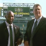 Ahman Green and Ken Ruettgers pose for pictures prior to their induction into the Green Bay Packers Hall of Fame. (Photo from: FOX 11). Ahman Green and Ken Ruettgers pose for pictures prior to their induction into the Green Bay Packers Hall of Fame. (Photo from: FOX 11).