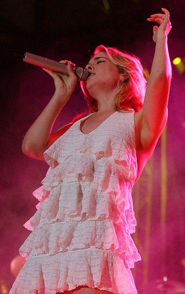 LeAnn Rimes performs for military members while visiting here Sept. 23 ...