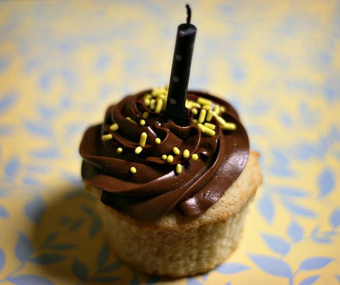 Amy Sedaris Vanilla Cupcakes With Whipped Chocolate