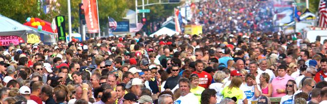 big crowds invaded appleton s octoberfest on september